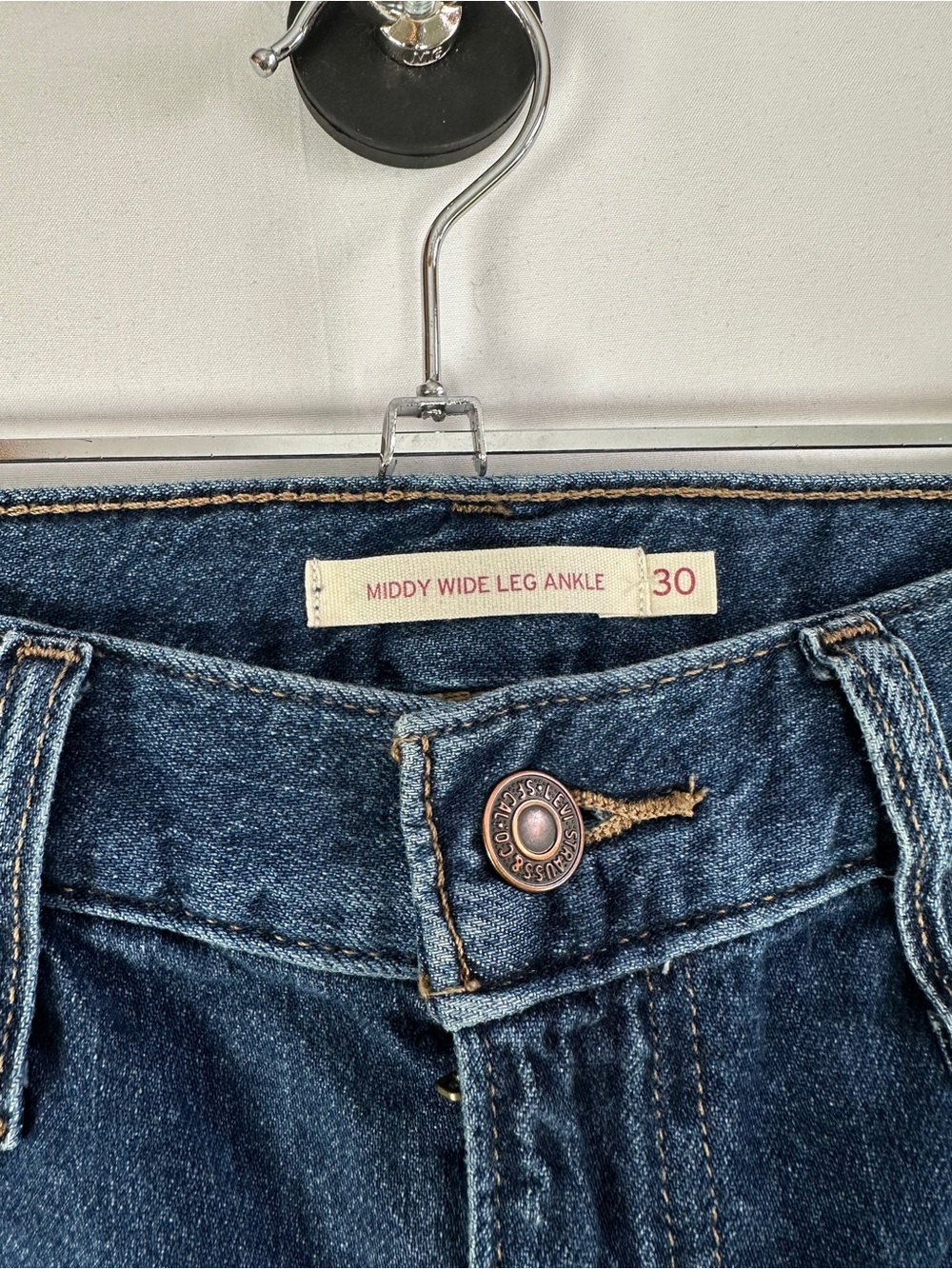 Levi’s Middy Wide Leg Ankle Lightweight Jeans Medium Wash Mid Rise Size 30 - Picture 5 of 11